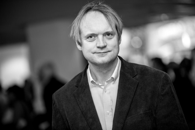 dr. Bert-Jan van den Born