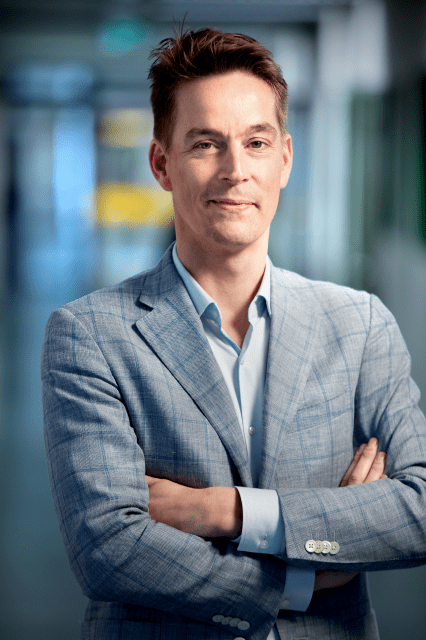 dr. Liffert Vogt